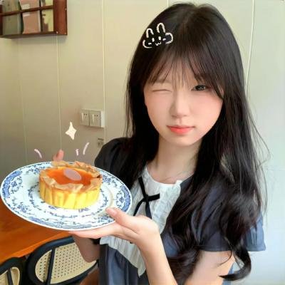 小姑娘艾萝依